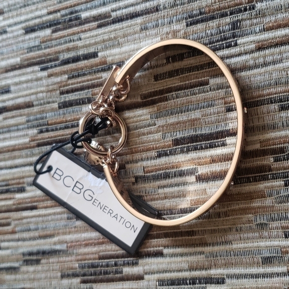 BCBGENERATION ROSE GOLD BRACELET WITH ENGRAVING “HAPPY*BLESSED*FREE” - Picture 4 of 7